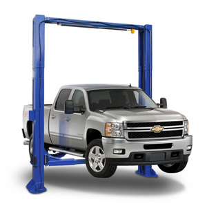 What are some retailers that sell automobile lifts?