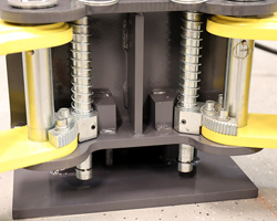 MaxJax M7K automatic arm restraints